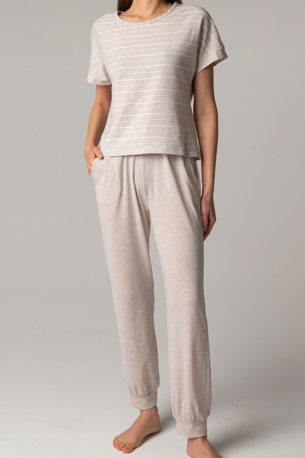 D0737Si Комплект жен. (Футболка+Брюки)